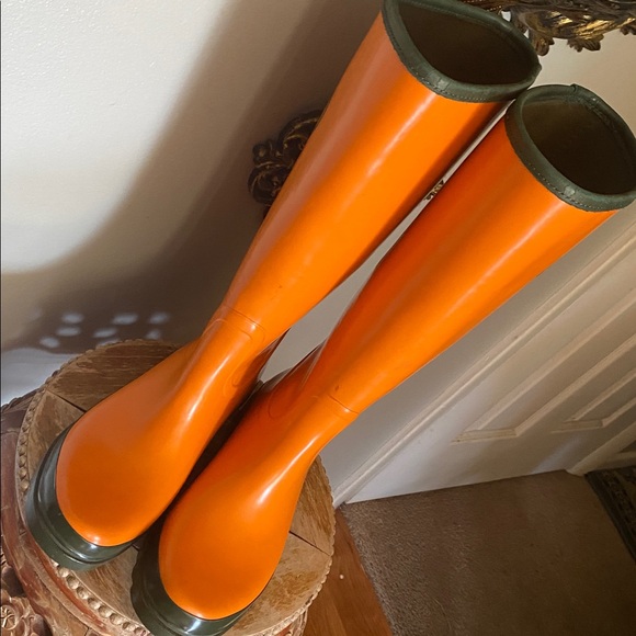 Super Rare Tory Burch Rain Boots Size 8.5 Orange Green - Picture 4 of 10